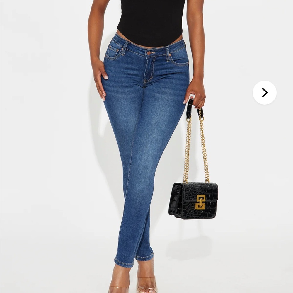 Size 7 Women's Denim Jeans NWT